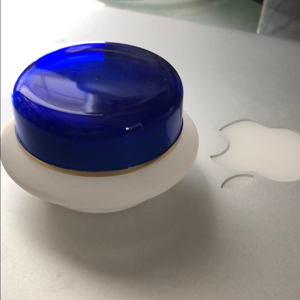Senegence eye creme
